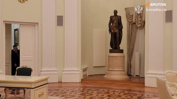 Se suma un nuevo integrante al diálogo entre EEUU y Rusia en el Kremlin - Sputnik Mundo