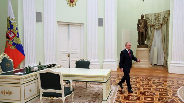 Encuentro entre Putin y Witkoff en Moscú lleva dos horas - Sputnik Mundo