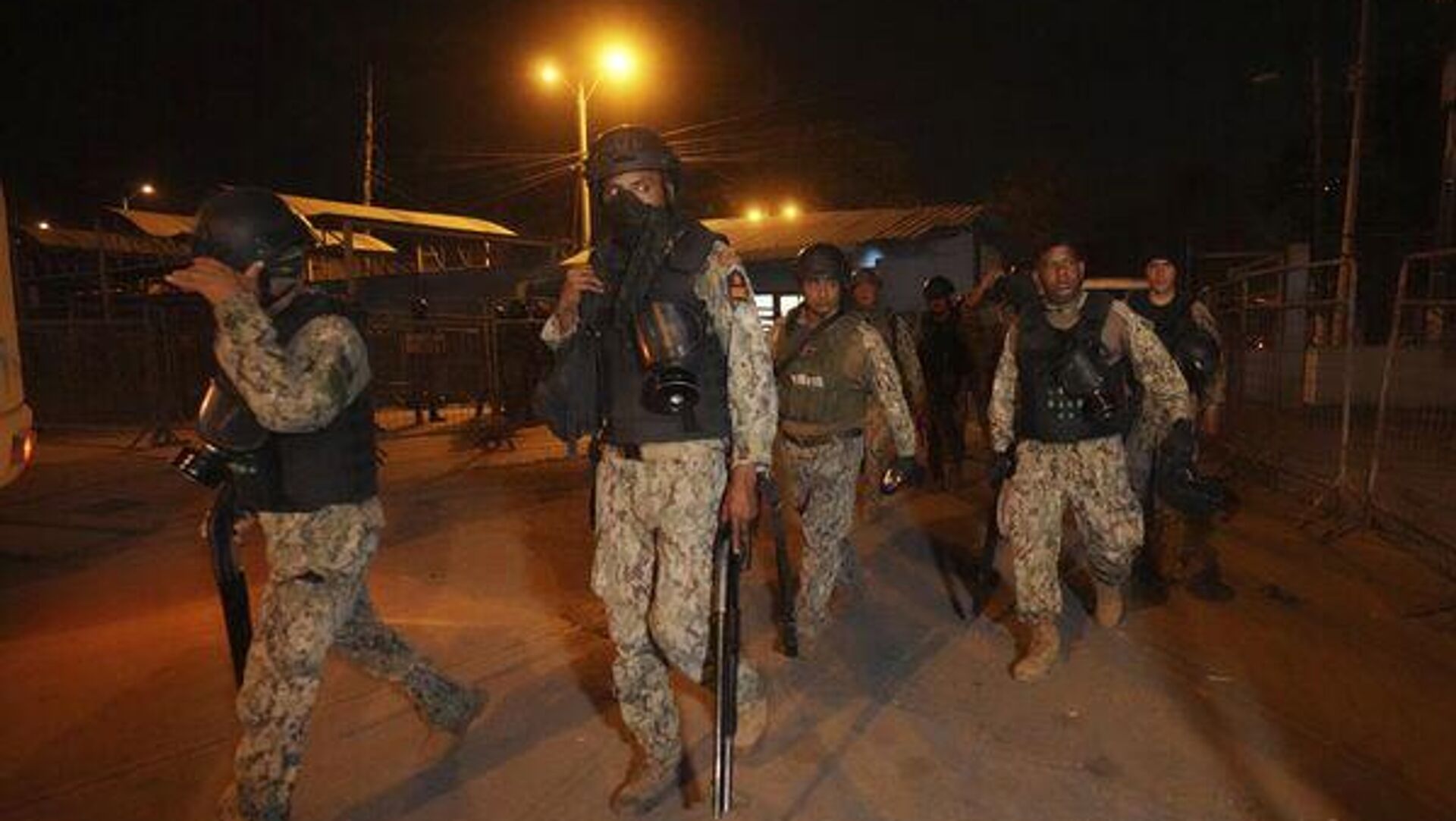 Ecuador registra el año más violento de su historia reciente: más de 9 Ecuador registra el año más violento de su historia reciente: más de 9 - Sputnik Mundo, 1920, 23.01.2026