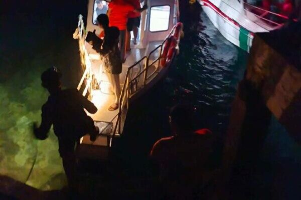 Hay al menos 13 muertos por el hundimiento de un ferry al sur de Filipinas, según reportes - Sputnik Mundo