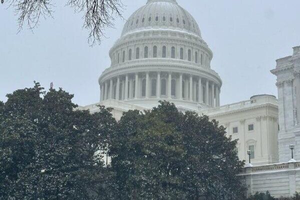 El Capitolio se convirtió en estación de esquí - Sputnik Mundo