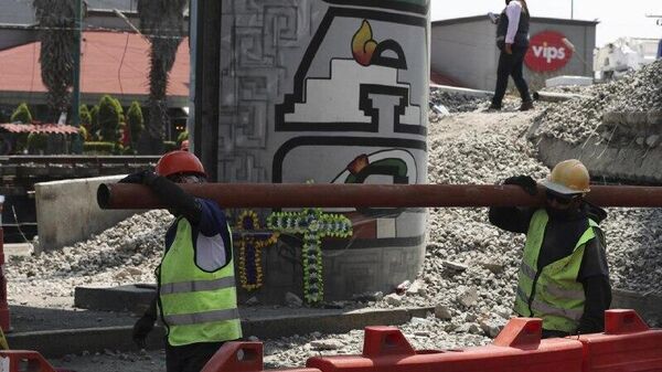 La ocupación laboral crece en México durante el 2025, pero persiste la informalidad - Sputnik Mundo