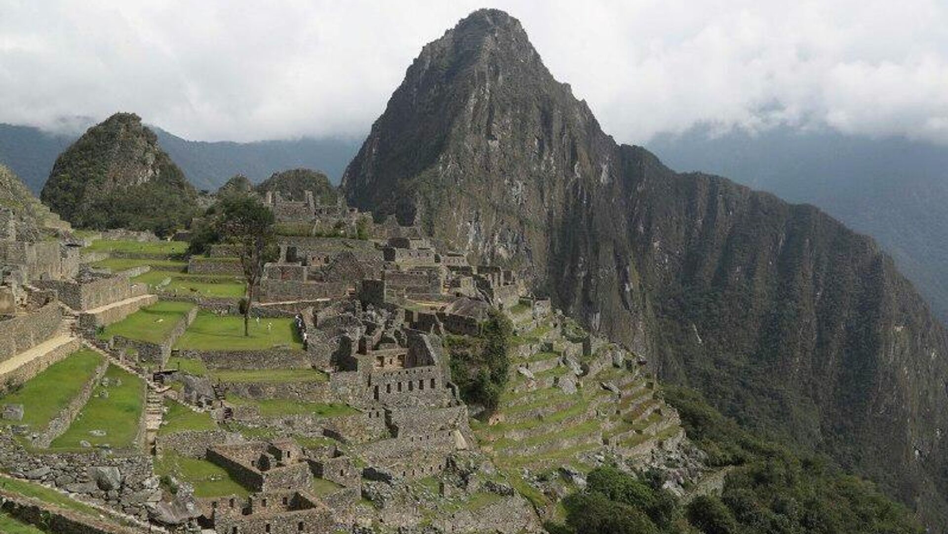 Gobierno de Perú anuncia el cierre de la vía peatonal a Machu Picchu Gobierno de Perú anuncia el cierre de la vía peatonal a Machu Picchu - Sputnik Mundo, 1920, 26.01.2026