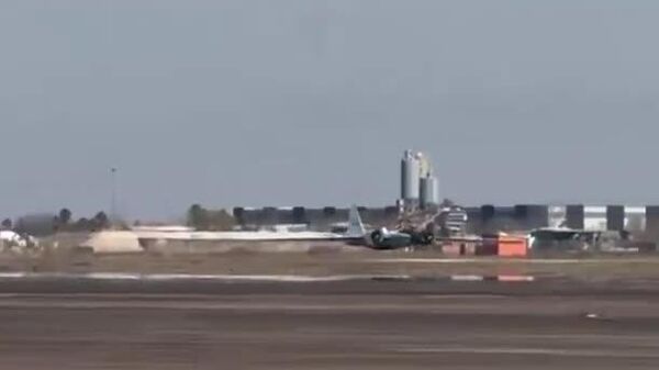 Avión de la NASA desciende sin tren de aterrizaje en Texas - Sputnik Mundo