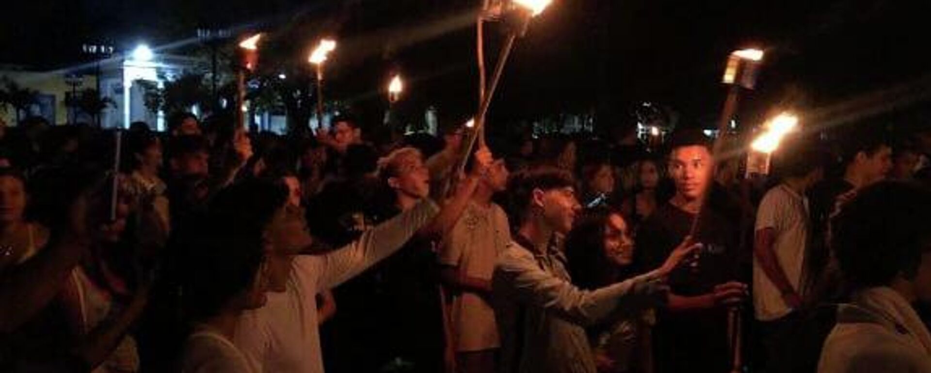 La Habana rinde homenaje a José Martí con la Marcha de las Antorchas - Sputnik Mundo, 1920, 28.01.2026