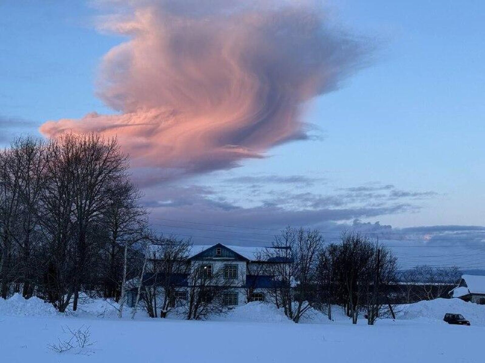 Kamchatka bajo alerta: registran intensas emisiones de ceniza volcánica - Sputnik Mundo, 1920, 28.01.2026