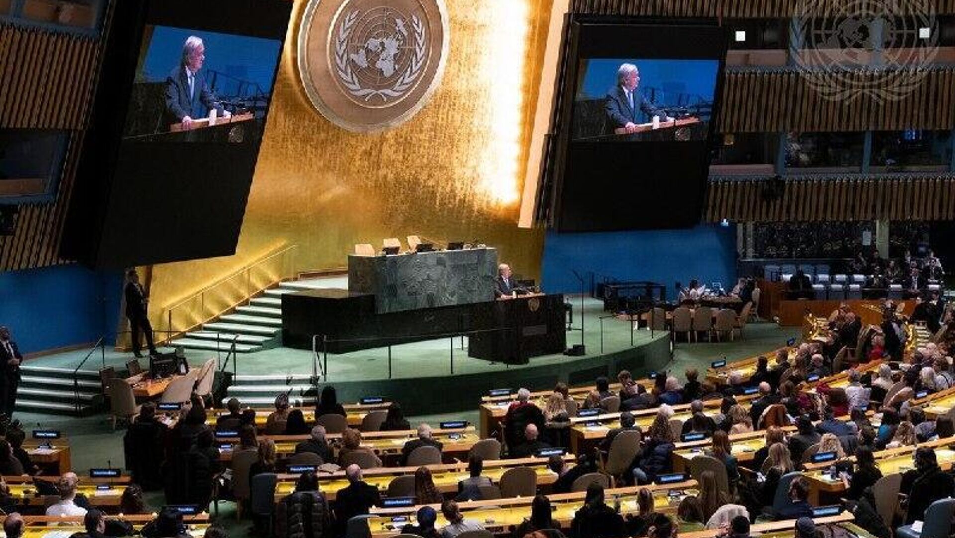 Irán afirma ante la ONU que responderá como nunca antes ante un posible ataque de EEUU Irán afirma ante la ONU que responderá como nunca antes ante un posible ataque de EEUU - Sputnik Mundo, 1920, 28.01.2026