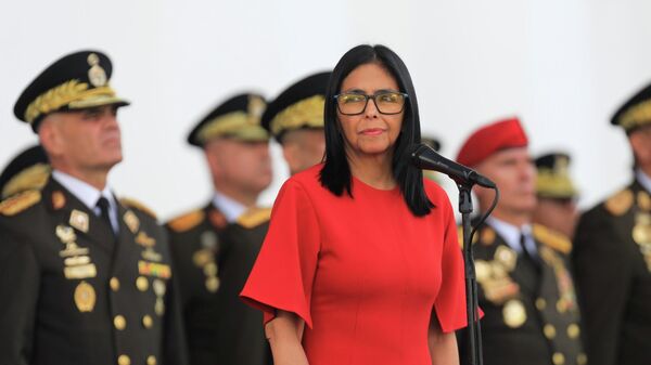 Delcy Rodríguez es nombrada comandante en jefe de la Fuerza Armada Nacional Bolivariana - Sputnik Mundo