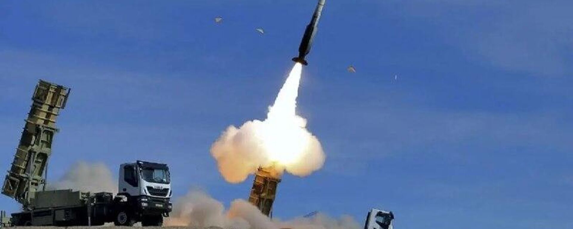 Opciones de Irán para responder una agresión de EEUU incluyen misiles avanzados, según un experto - Sputnik Mundo, 1920, 07.03.2026