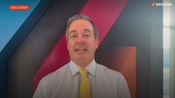 Sheinbaum ha sido inteligente en su acercamiento con EEUU, afirma un exfuncionario del Departamento de Guerra - Sputnik Mundo