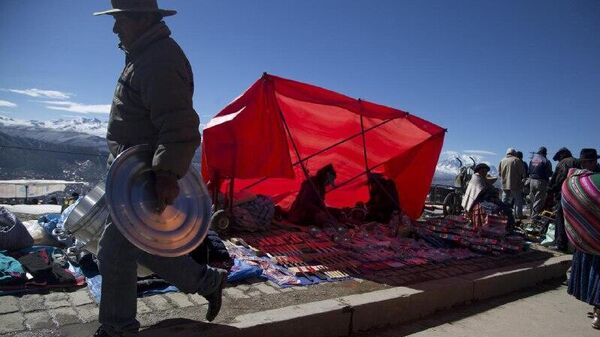 ¿Qué representa el descenso del riesgo país para Bolivia? - Sputnik Mundo