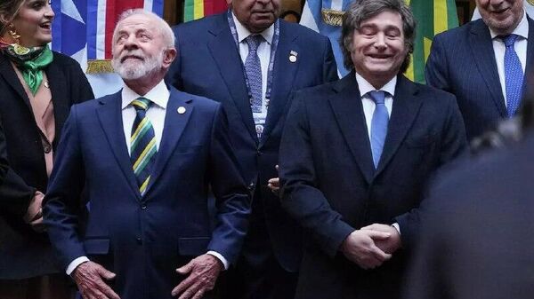 🪖 La defensa sudamericana se ha convertido en rehén de los cambios de gobierno, afirman expertos - Sputnik Mundo