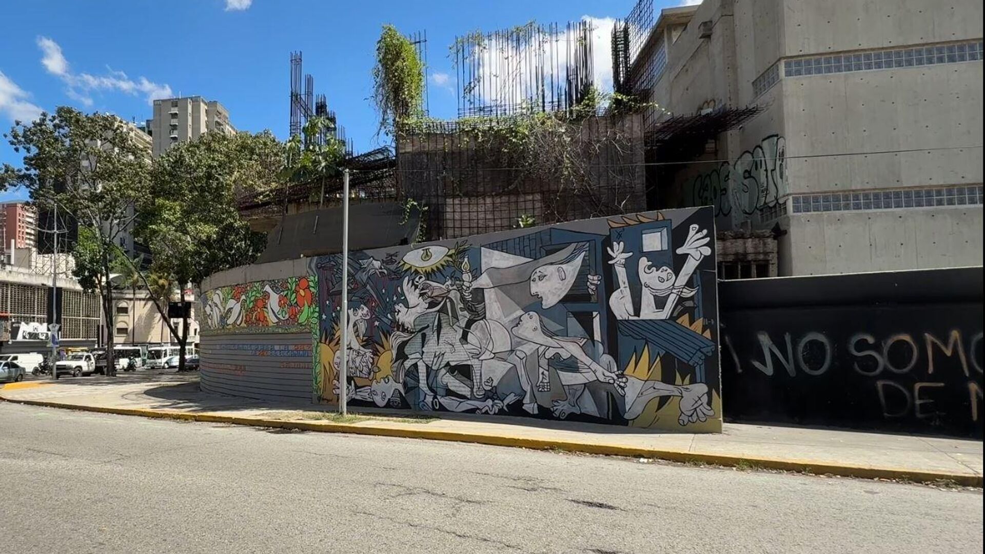 Un mural que retoma la célebre obra Guernica de Pablo Picasso en Caracas - Sputnik Mundo, 1920, 02.02.2026
