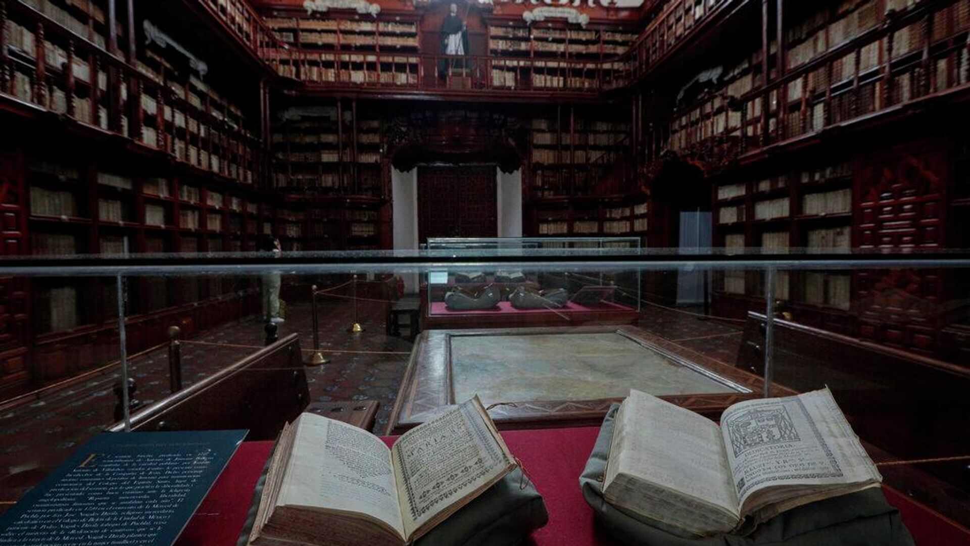 El interior de la biblioteca Palafoxiana, la biblioteca pública más antigua de América, en Puebla, México
 - Sputnik Mundo, 1920, 09.02.2026