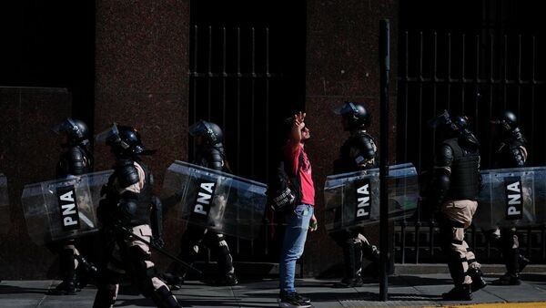 Elementos de seguridad en Argentina - Sputnik Mundo