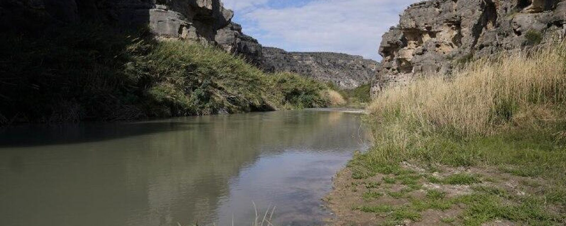 México y EEUU acuerdan un plan técnico para la gestión del agua de la cuenca del río Bravo - Sputnik Mundo, 1920, 03.02.2026