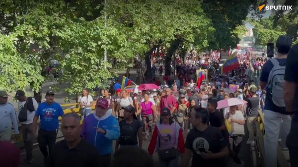 🪧 Los venezolanos salen a las calles para exigir la liberación de Nicolás Maduro y Cilia Flores - Sputnik Mundo