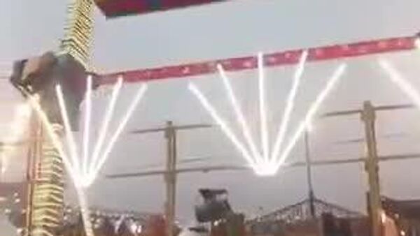 Al menos un muerto en una feria cerca de Nueva Deli al derrumbarse una atracción mecánica - Sputnik Mundo