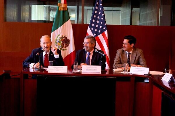 Canciller de México se reunió con congresistas de EEUU - Sputnik Mundo