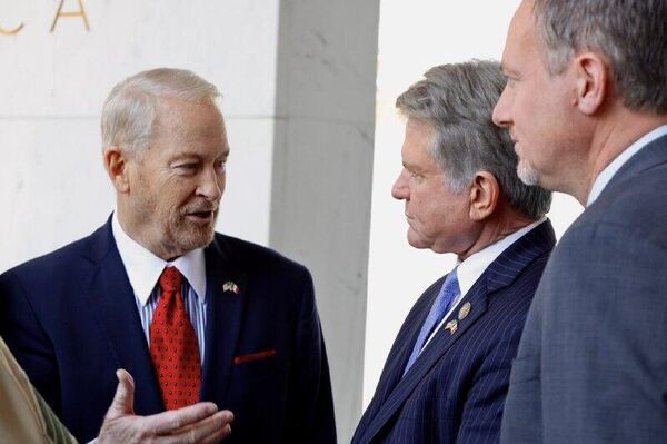 Canciller de México se reunió con congresistas de EEUU - Sputnik Mundo