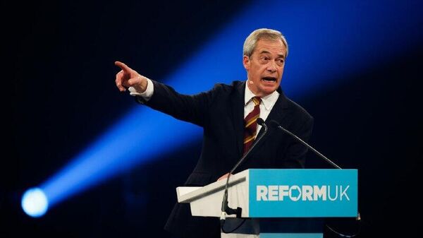 Farage impulsa eliminación de una cláusula que permite al Gobierno cancelar o retrasar elecciones sin el aval del Parlamento - Sputnik Mundo