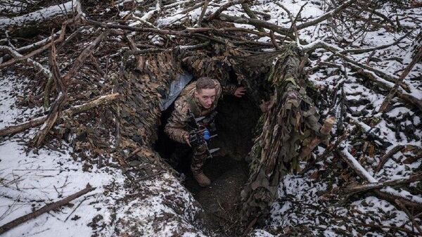 🪖 Nos quedábamos sin comer hasta 5 días: un prisionero ucraniano revela problemas de suministro en el frente - Sputnik Mundo