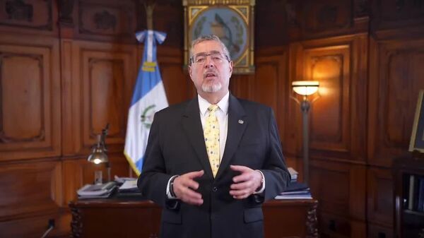 Arévalo denuncia nuevo intento de socavar instituciones en Guatemala - Sputnik Mundo