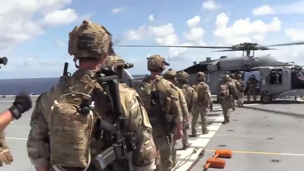 🪖 EEUU intercepta y aborda otro buque petrolero en el océano Índico - Sputnik Mundo