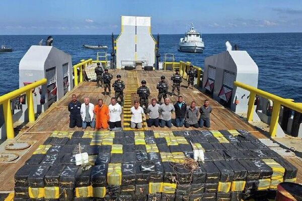 El Salvador realiza la incautación de droga más grande en su historia - Sputnik Mundo