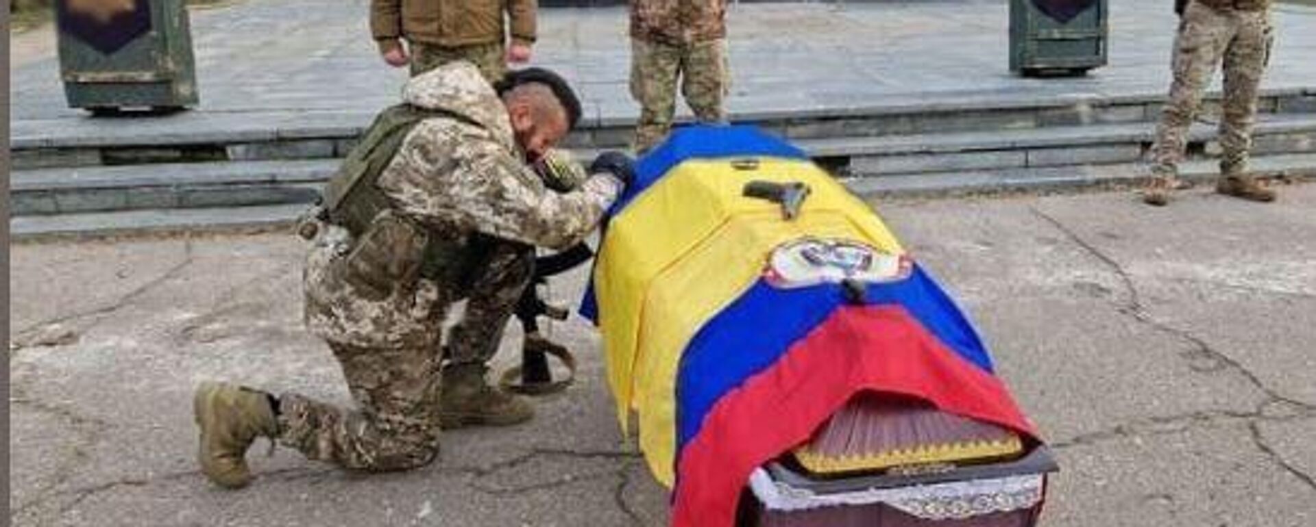🪖 Los mercenarios ya no quieren defender a Ucrania y la condenan a luchar con su propia 'carne de cañón', revela un diplomático ruso - Sputnik Mundo, 1920, 16.02.2026