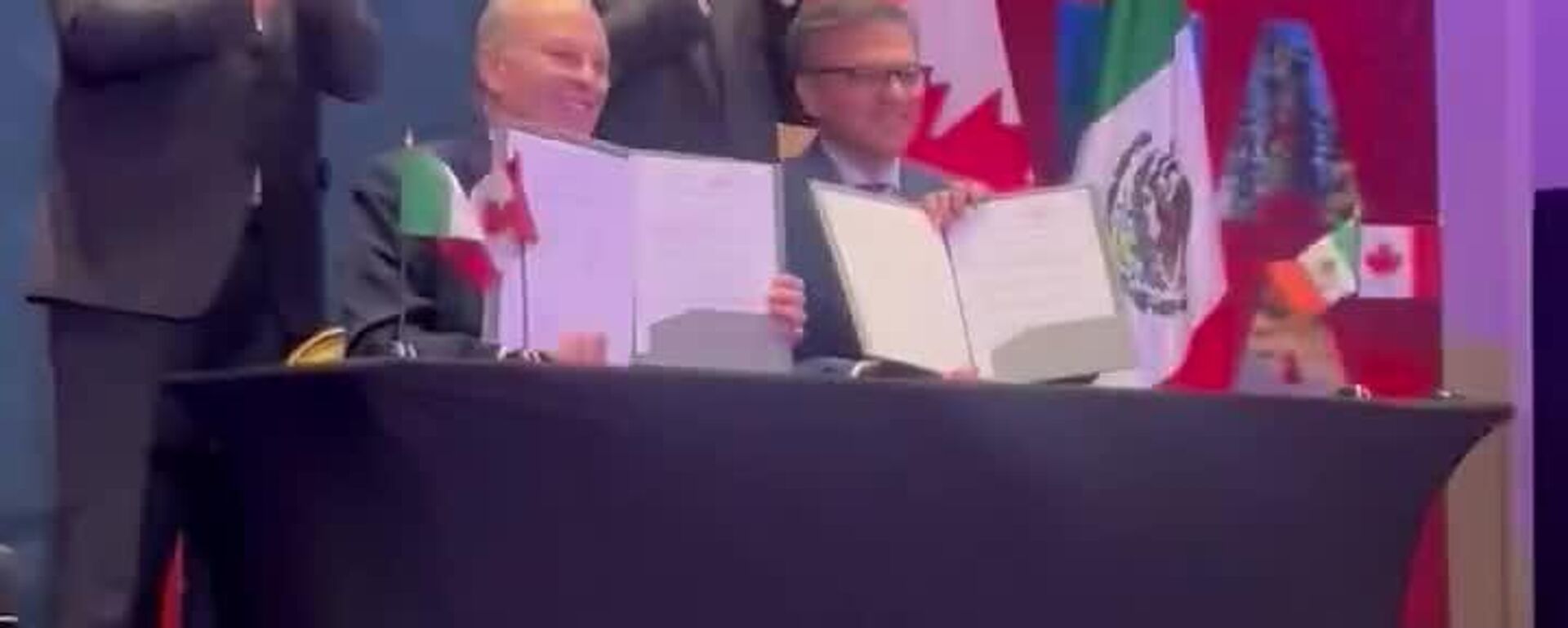 México y Canadá estrechan lazos en plena renegociación del T-MEC - Sputnik Mundo, 1920, 17.02.2026