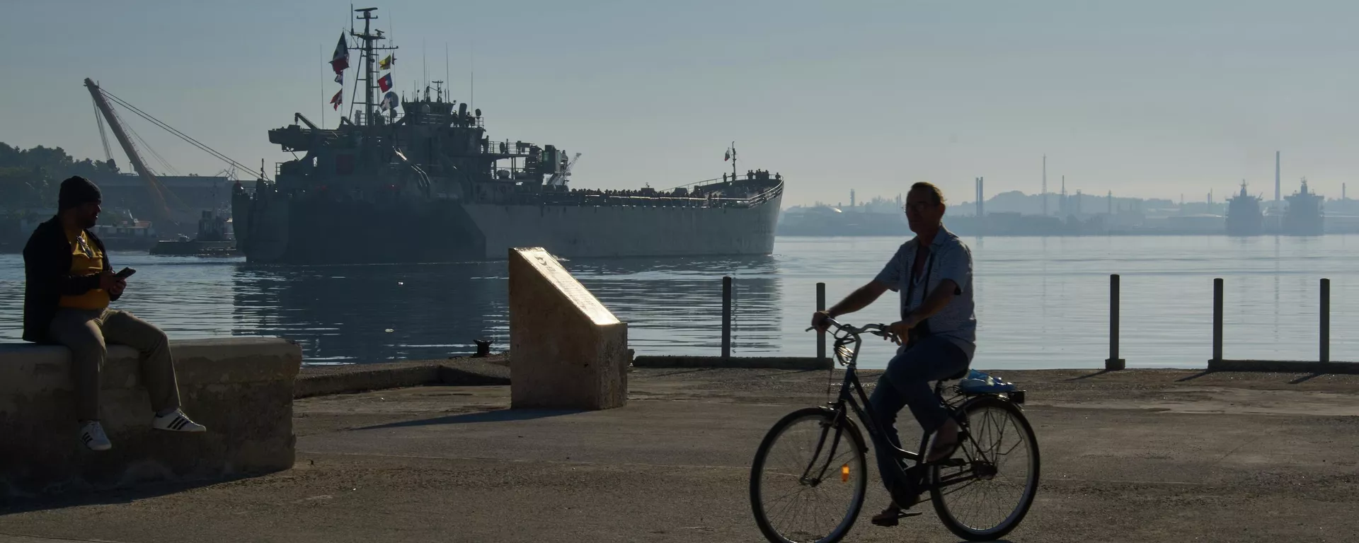 llegada de ayuda humanitaria a Cuba - Sputnik Mundo, 1920, 18.02.2026