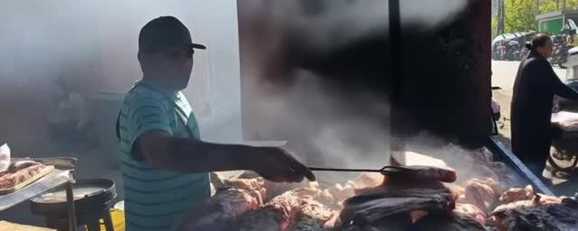 Argentina registra una baja histórica en el consumo de carne y vino - Sputnik Mundo, 1920, 18.02.2026