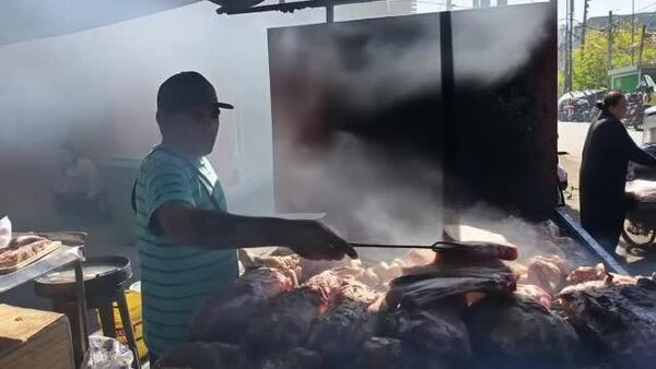 Argentina registra una baja histórica en el consumo de carne y vino - Sputnik Mundo