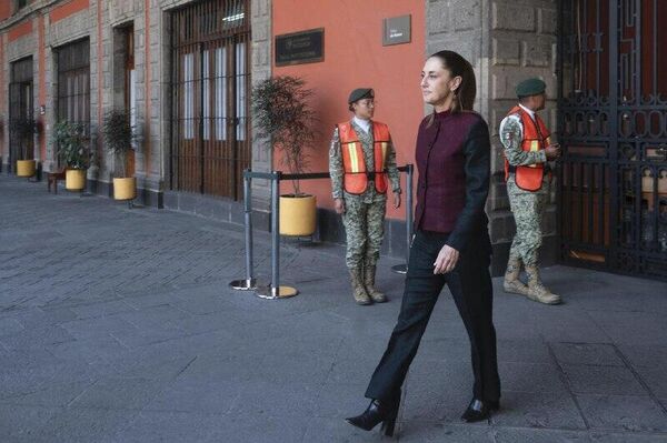 Así participó Sheinbaum en el simulacro de sismo en la Ciudad de México - Sputnik Mundo