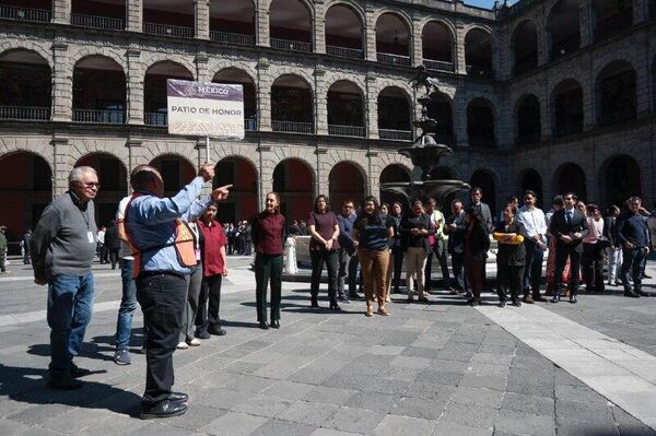Así participó Sheinbaum en el simulacro de sismo en la Ciudad de México - Sputnik Mundo