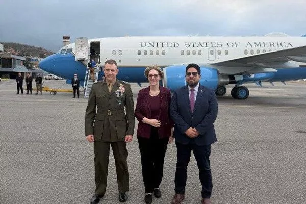 🪖 Jefe del Comando Sur de EEUU realiza visita a Venezuela - Sputnik Mundo