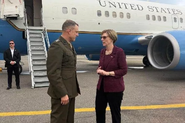 🪖 Jefe del Comando Sur de EEUU realiza visita a Venezuela - Sputnik Mundo