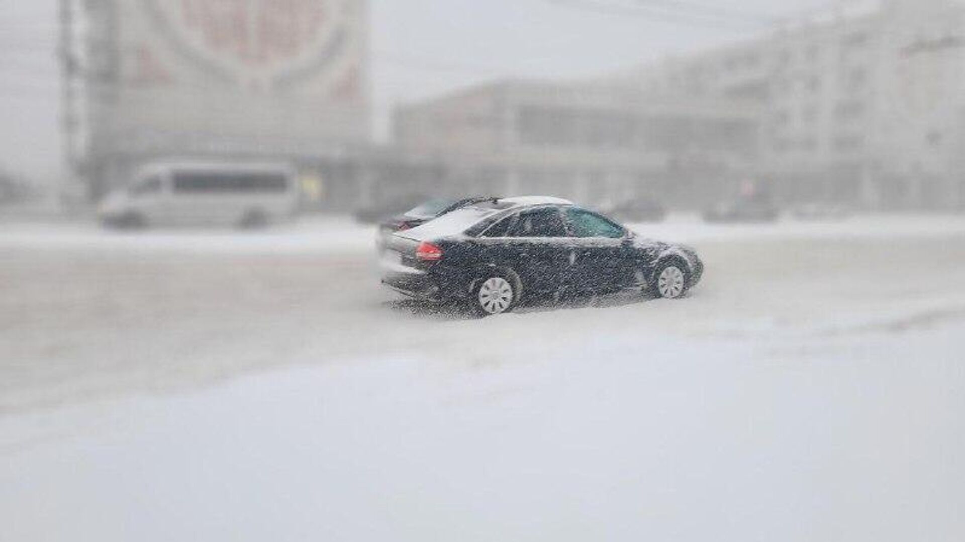 Fuerte nevada en Transnistria deja una gruesa capa de nieve - Sputnik Mundo, 1920, 19.02.2026