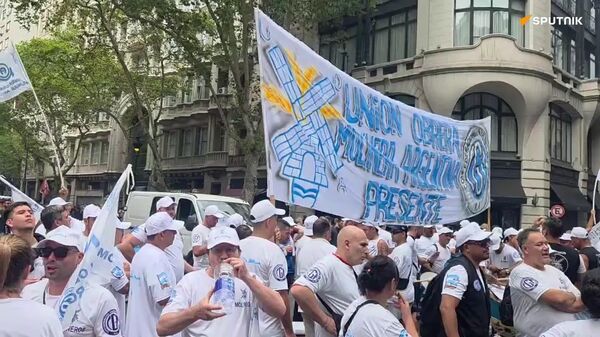 🪧 Sigue la movilización en Argentina contra la reforma laboral - Sputnik Mundo