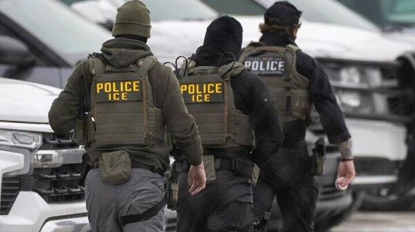 Denuncian que EEUU deportó a bebé enfermo de bronquitis - Sputnik Mundo