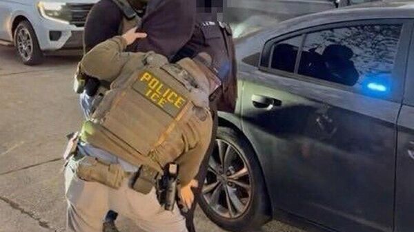 ‍ Denuncian detención de más de una decena de deportados por EEUU en un centro de Camerún - Sputnik Mundo