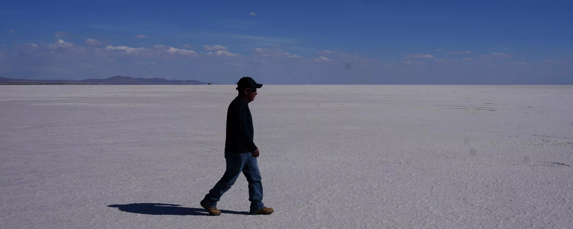 El salar de Uyuni, en Bolivia. - Sputnik Mundo, 1920, 22.02.2026