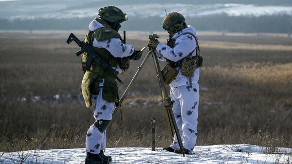 Soldados rusos en la zona de la operación militar  - Sputnik Mundo