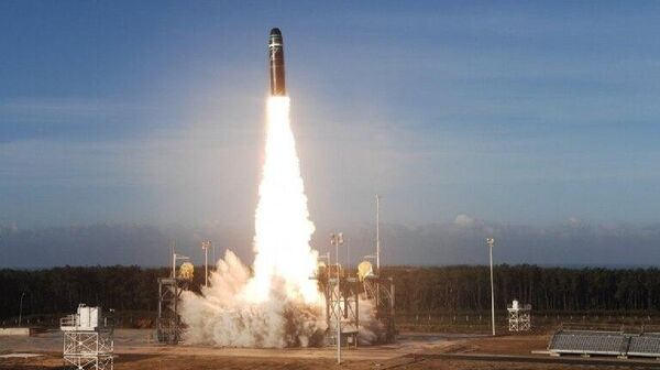 🪖 La eventual entrega de armas nucleares a Kiev sería un delito capaz de desatar una guerra nuclear, declara el jefe de la Duma rusa 🪖 La eventual entrega de armas nucleares a Kiev sería un delito capaz de desatar una guerra nuclear, declara el jefe de la Duma rusa - Sputnik Mundo