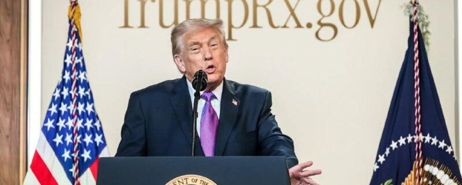 Entran en vigor nuevos aranceles de EEUU tras fallo de la Corte Suprema - Sputnik Mundo, 1920, 24.02.2026