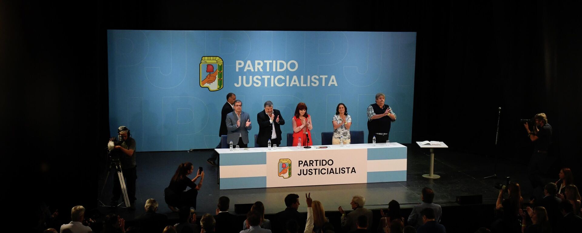 Cristina Fernández, expresidenta de Argentina - Sputnik Mundo, 1920, 25.02.2026