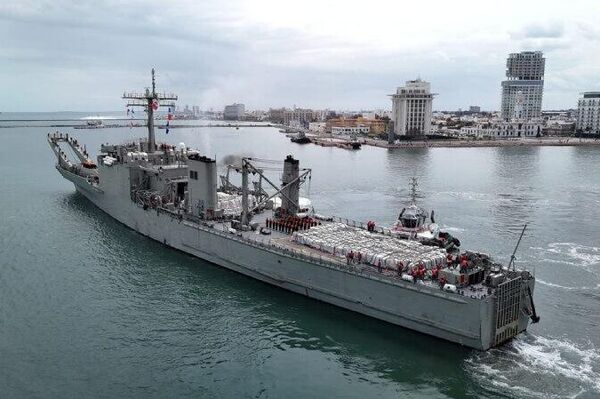 México envía otros dos embarques con ayuda humanitaria para Cuba - Sputnik Mundo