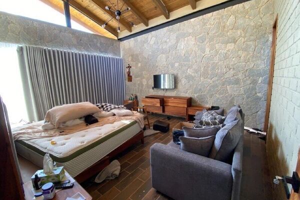 ¿Cómo era el 'country club' exclusivo donde localizaron a El Mencho? - Sputnik Mundo