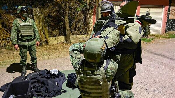 México registró un aumento del 230% en el uso de artefactos explosivos caseros durante 2025 - Sputnik Mundo